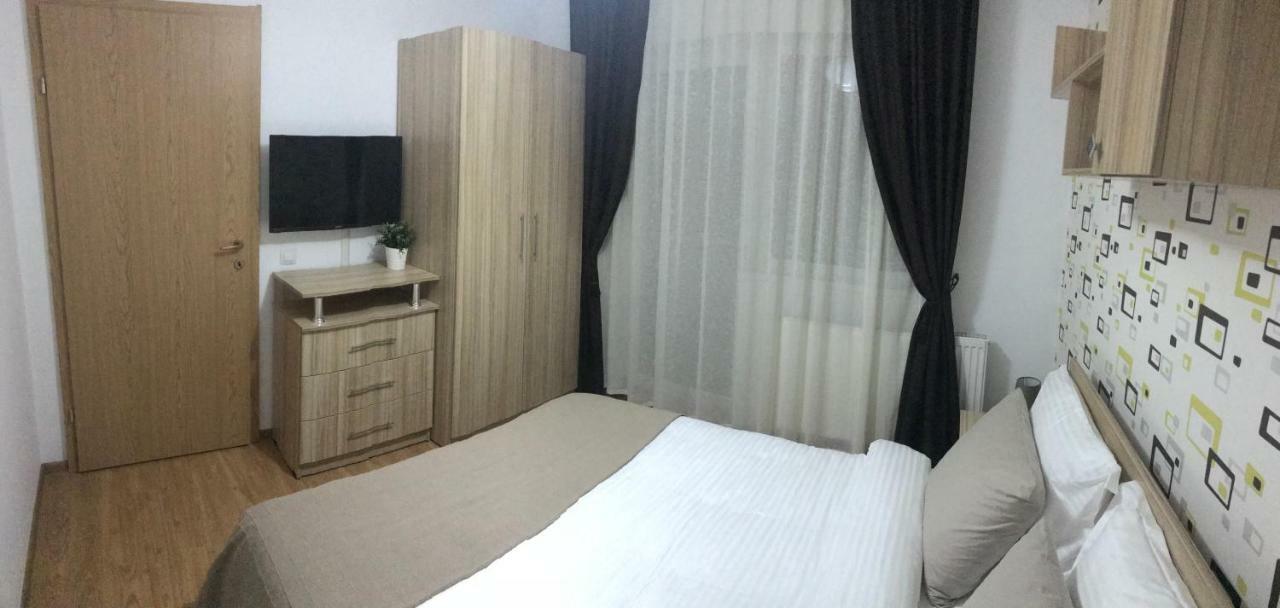 Apartament Toamnei Rîşnov エクステリア 写真